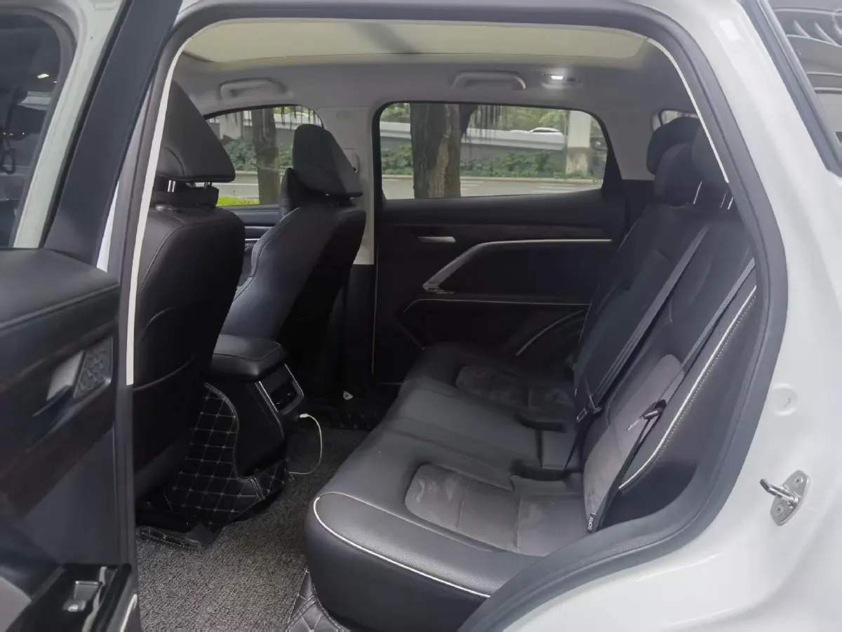 2021 Haval H6 1.5T 169HP L4 7DCT,autocango,china used car exporter,china ev exporter,chinese used car exporter,chinese used ev exporter