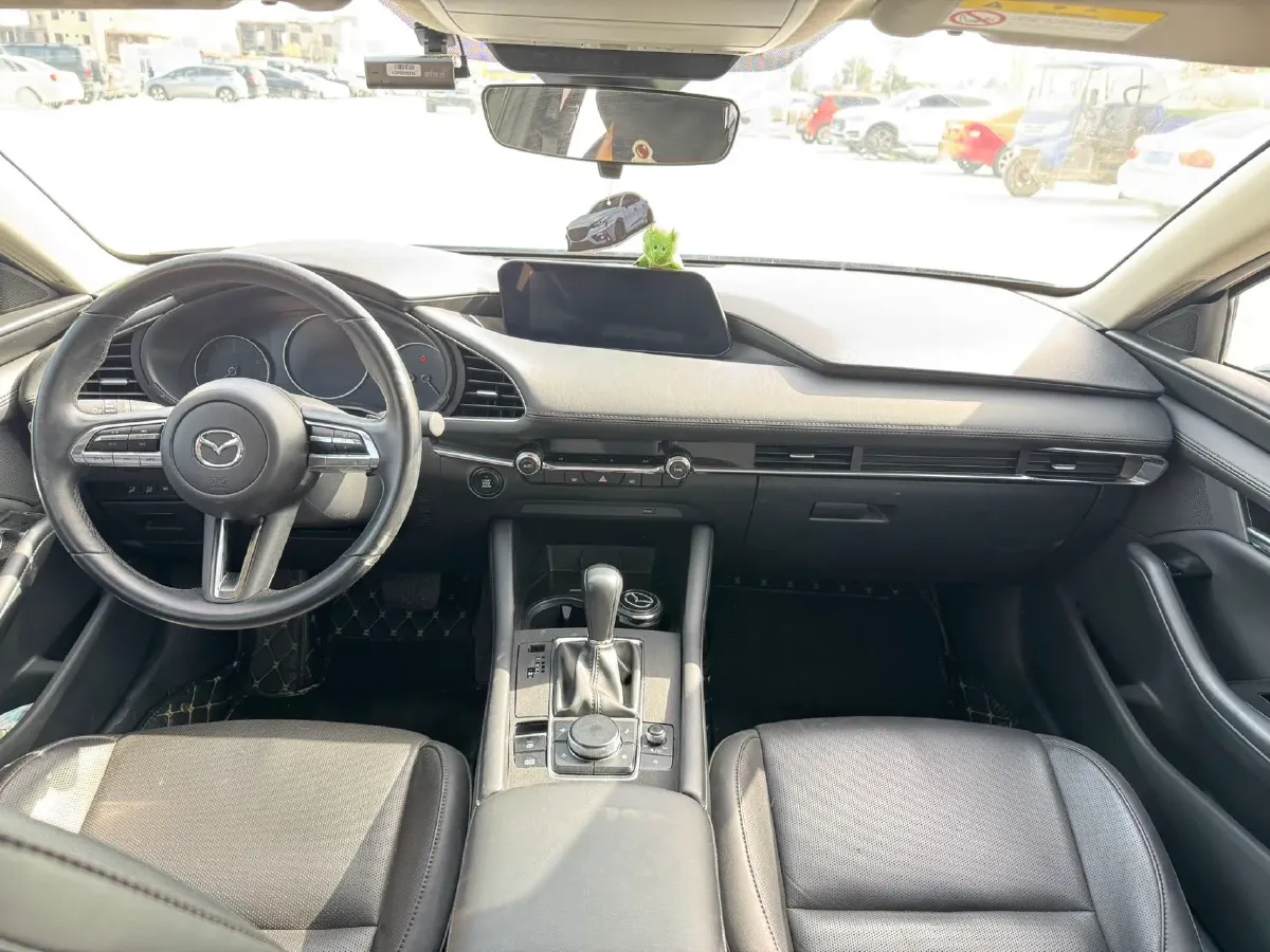 2022 Mazda 3 Axela 2.0L 158HP L4 6AT,autocango,china used car exporter,china ev exporter,chinese used car exporter,chinese used ev exporter