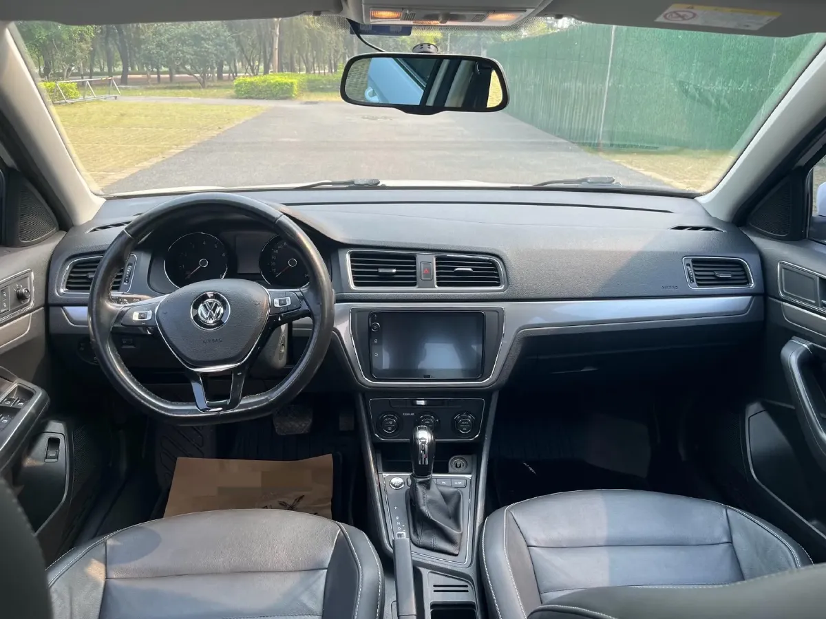 2017 Volkswagen Lavida 1.4T 131HP L4 7DCT,autocango,china used car exporter,china ev exporter,chinese used car exporter,chinese used ev exporter