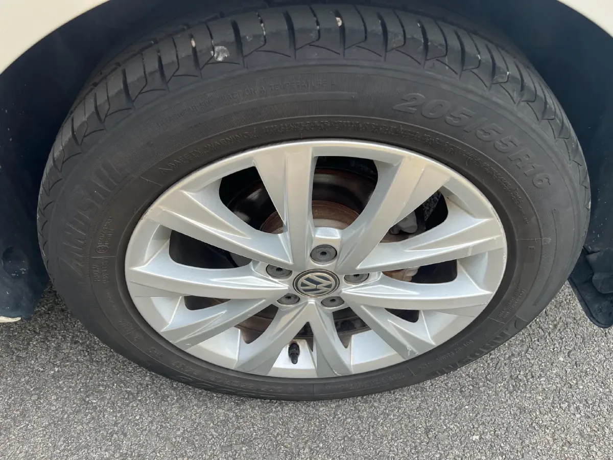 2017 Volkswagen Lavida 1.4T 131HP L4 7DCT,autocango,china used car exporter,china ev exporter,chinese used car exporter,chinese used ev exporter