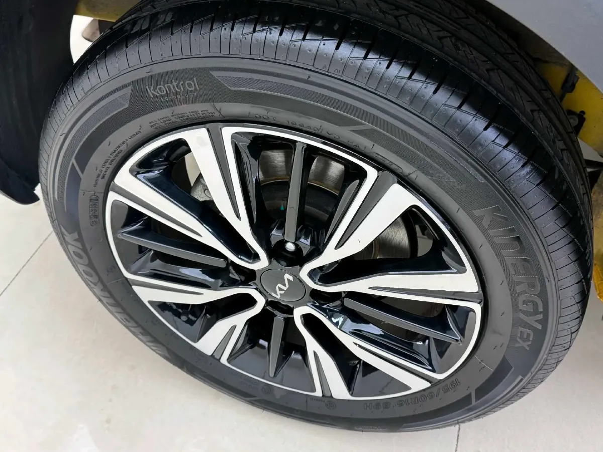 2021 Kia KX1 1.4L 100HP L4 CVT,autocango,china used car exporter,china ev exporter,chinese used car exporter,chinese used ev exporter