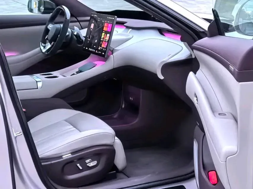 2025 MI YU7 BEV 101.7KWH,autocango,china used car exporter,china ev exporter,chinese used car exporter,chinese used ev exporter