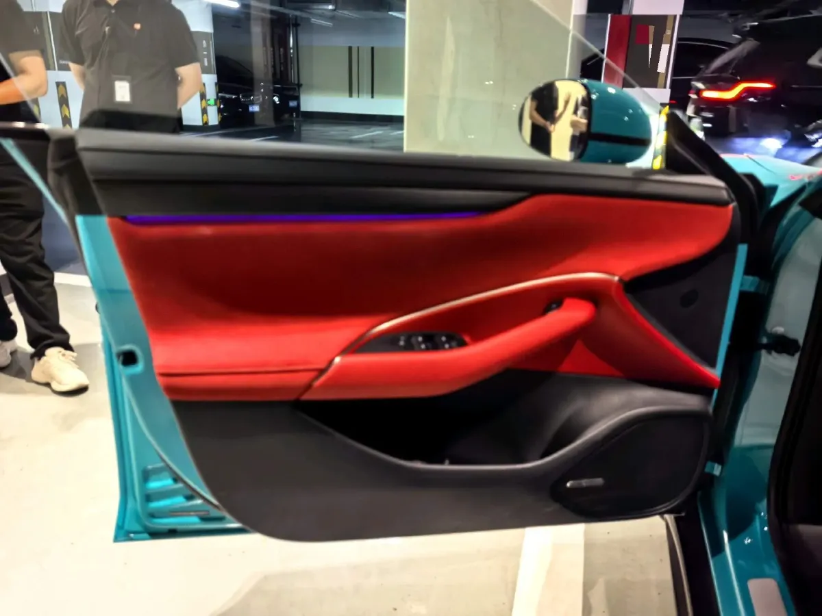 2024 MI SU7 BEV 73.6KWH,autocango,china used car exporter,china ev exporter,chinese used car exporter,chinese used ev exporter