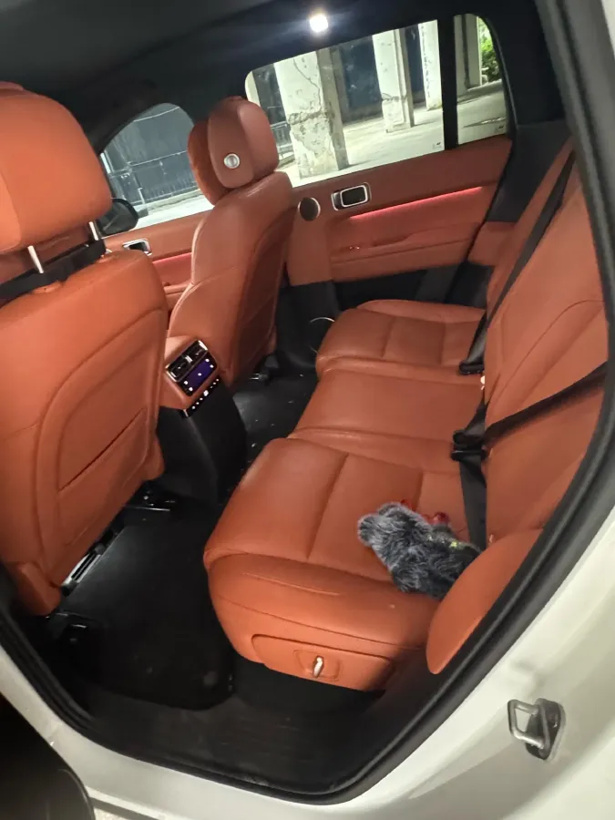 2024 Li L6 Range Extended 154HP L4 REEV 36.8KWH,autocango,china used car exporter,china ev exporter,chinese used car exporter,chinese used ev exporter