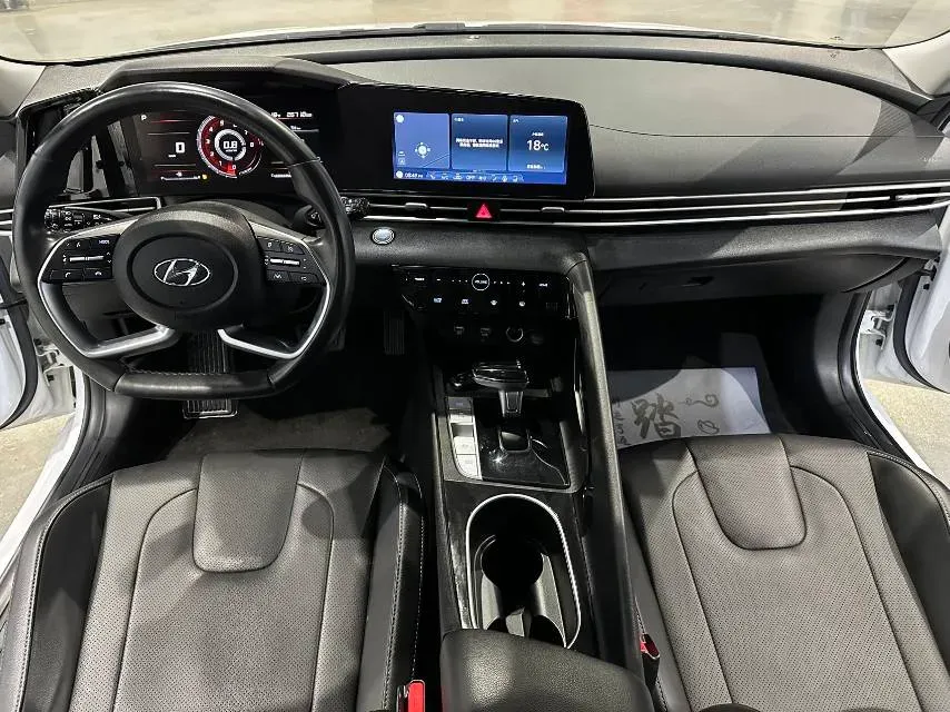 2021 Hyundai Elantra 1.5L 115HP L4 CVT,autocango,china used car exporter,china ev exporter,chinese used car exporter,chinese used ev exporter
