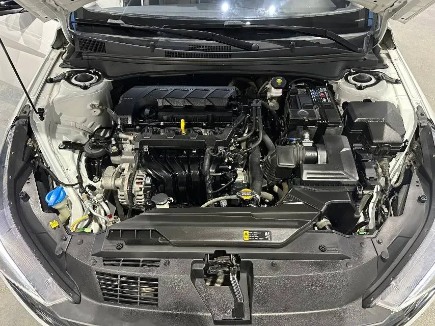 2021 Hyundai Elantra 1.5L 115HP L4 CVT,autocango,china used car exporter,china ev exporter,chinese used car exporter,chinese used ev exporter