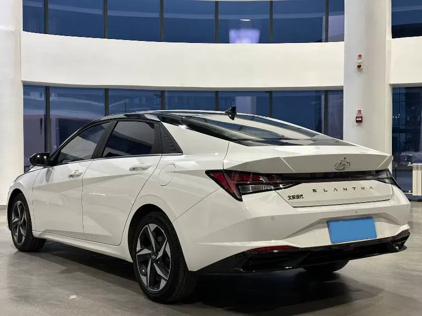 2021 Hyundai Elantra 1.5L 115HP L4 CVT,autocango,china used car exporter,china ev exporter,chinese used car exporter,chinese used ev exporter