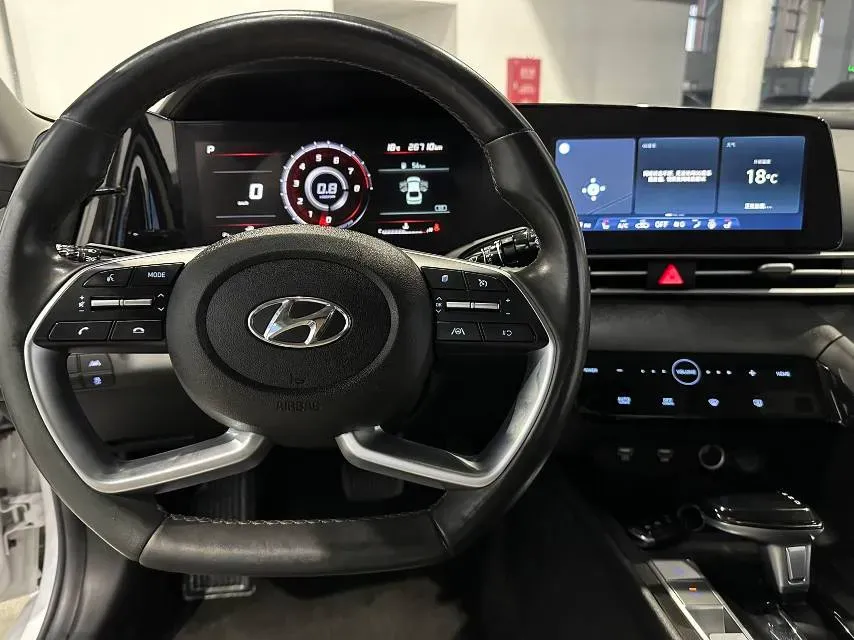 2021 Hyundai Elantra 1.5L 115HP L4 CVT,autocango,china used car exporter,china ev exporter,chinese used car exporter,chinese used ev exporter