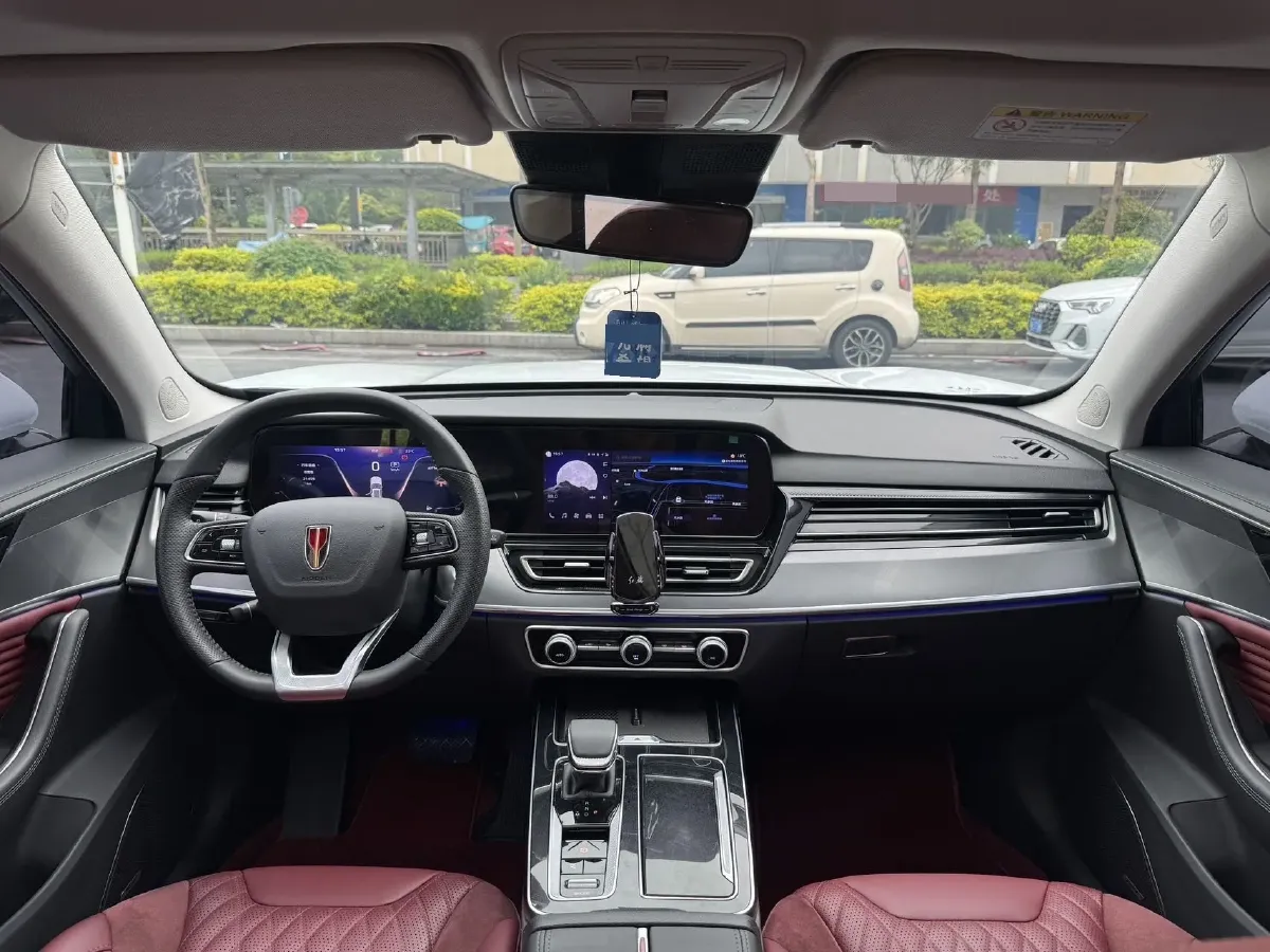 2023 HongQi HS5 2.0T 252HP L4 8AT,autocango,china used car exporter,china ev exporter,chinese used car exporter,chinese used ev exporter