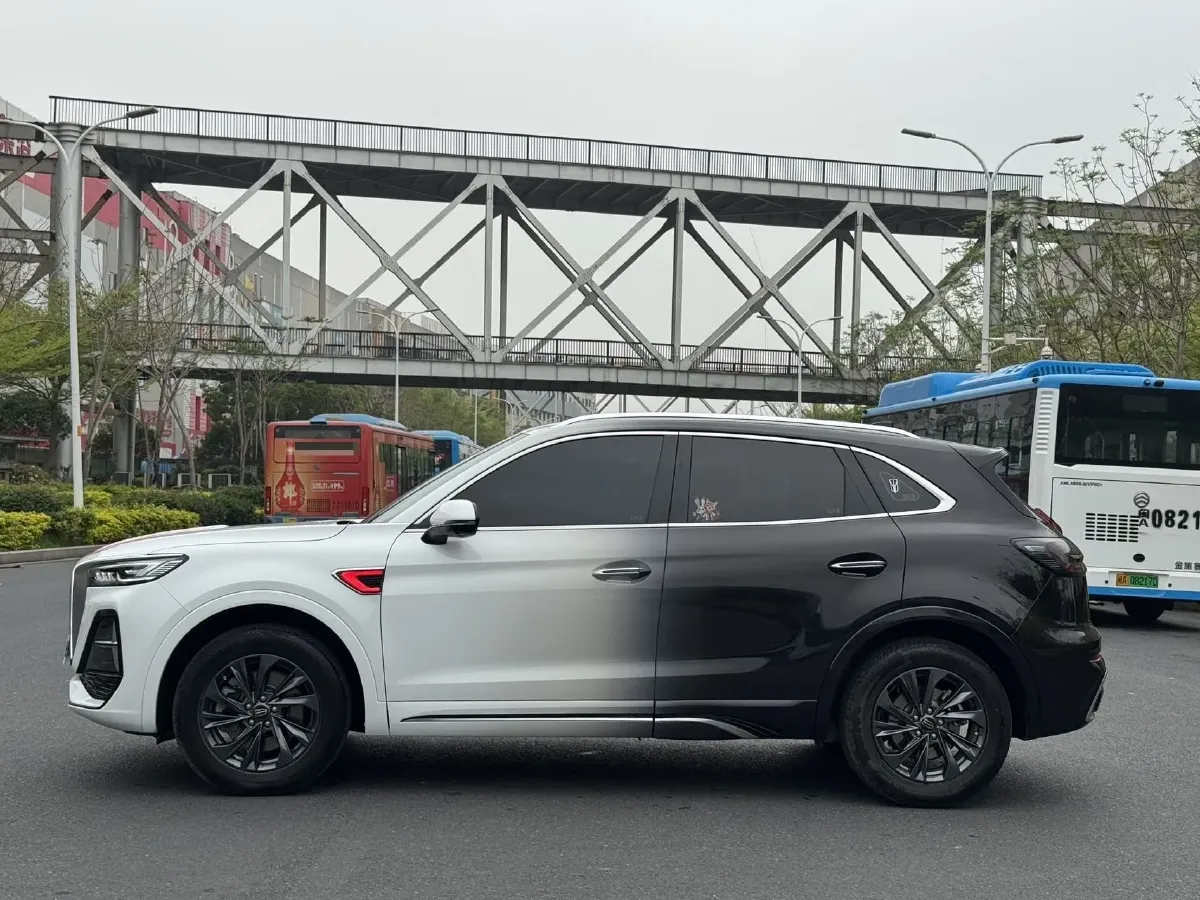 2023 HongQi HS5 2.0T 252HP L4 8AT,autocango,china used car exporter,china ev exporter,chinese used car exporter,chinese used ev exporter