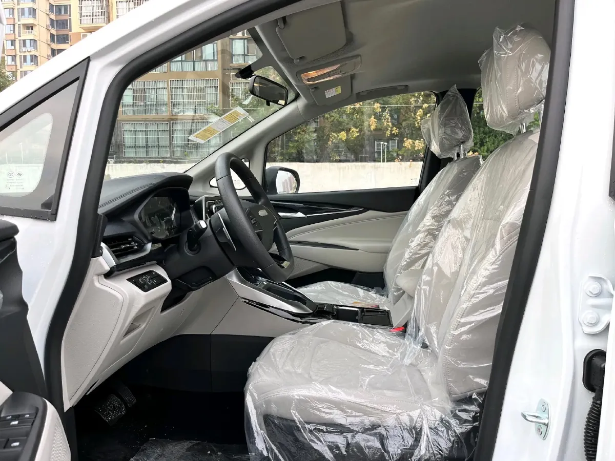 2024 MAXUS G50 1.5T 181HP L4 7DCT,autocango,china used car exporter,china ev exporter,chinese used car exporter,chinese used ev exporter