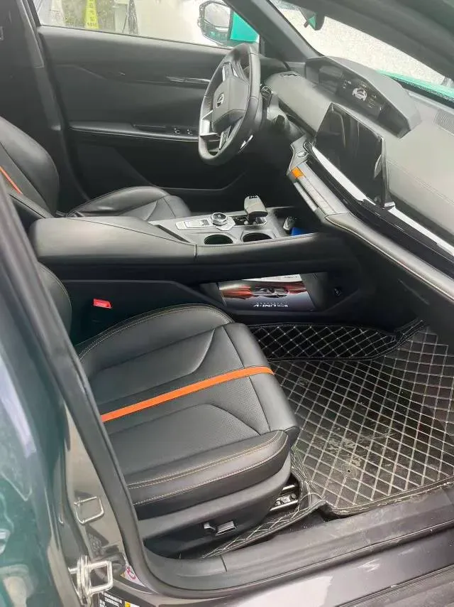 2024 ChangAn UNI-V 1.5T 188HP L4 7DCT,autocango,china used car exporter,china ev exporter,chinese used car exporter,chinese used ev exporter