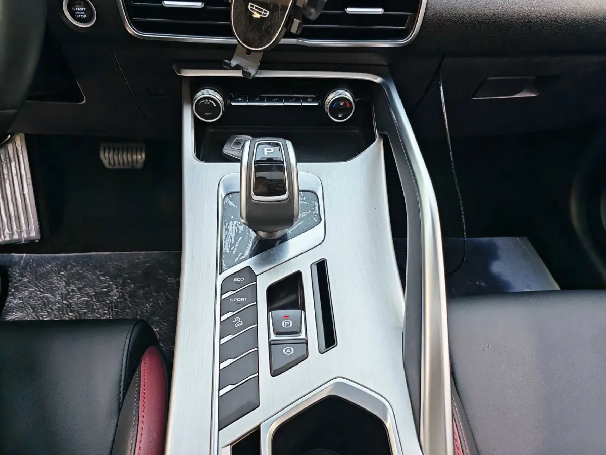 2021 Geely Coolray 1.4T 141HP L4 6DCT,autocango,china used car exporter,china ev exporter,chinese used car exporter,chinese used ev exporter