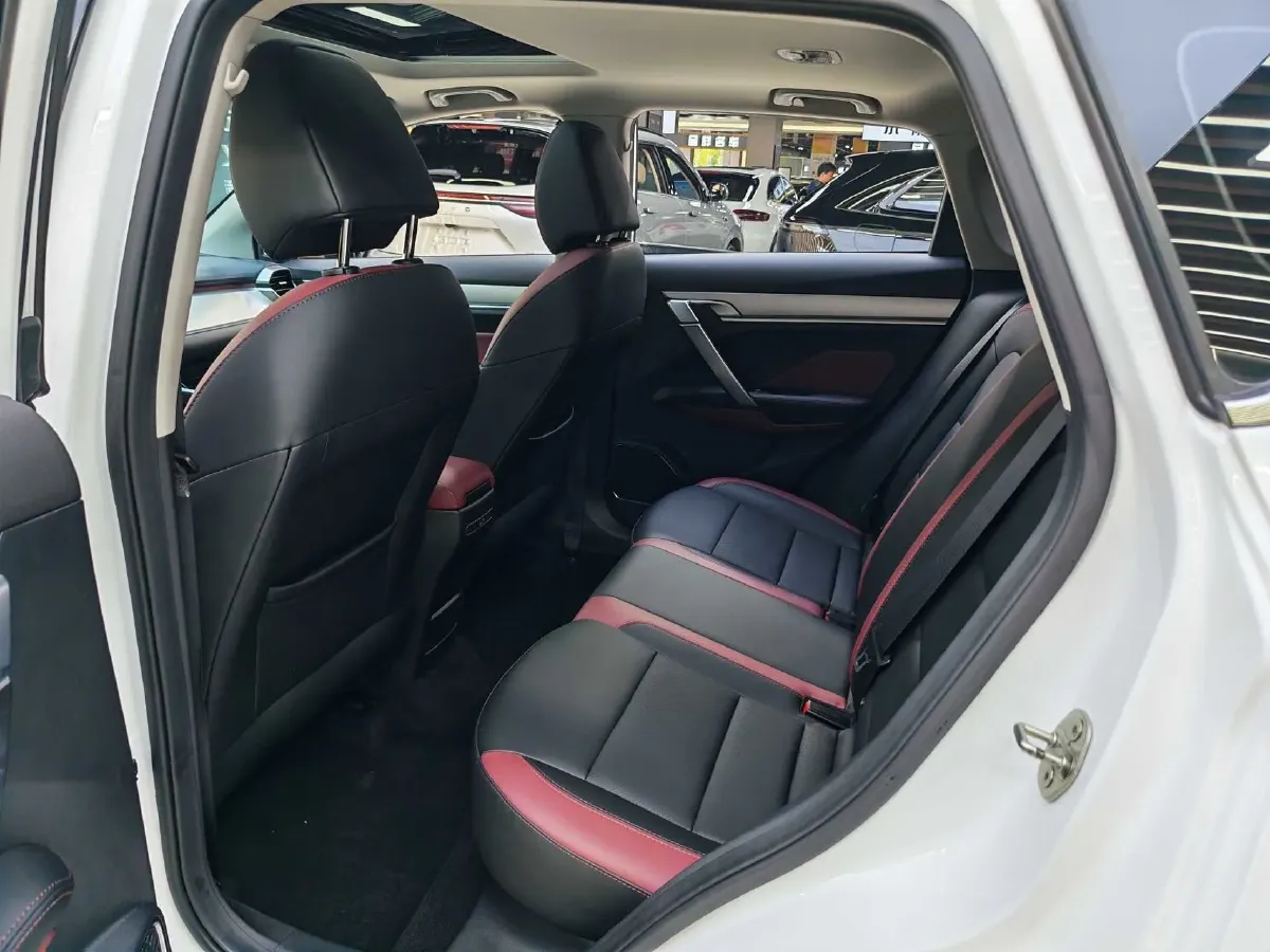 2021 Geely Coolray 1.4T 141HP L4 6DCT,autocango,china used car exporter,china ev exporter,chinese used car exporter,chinese used ev exporter