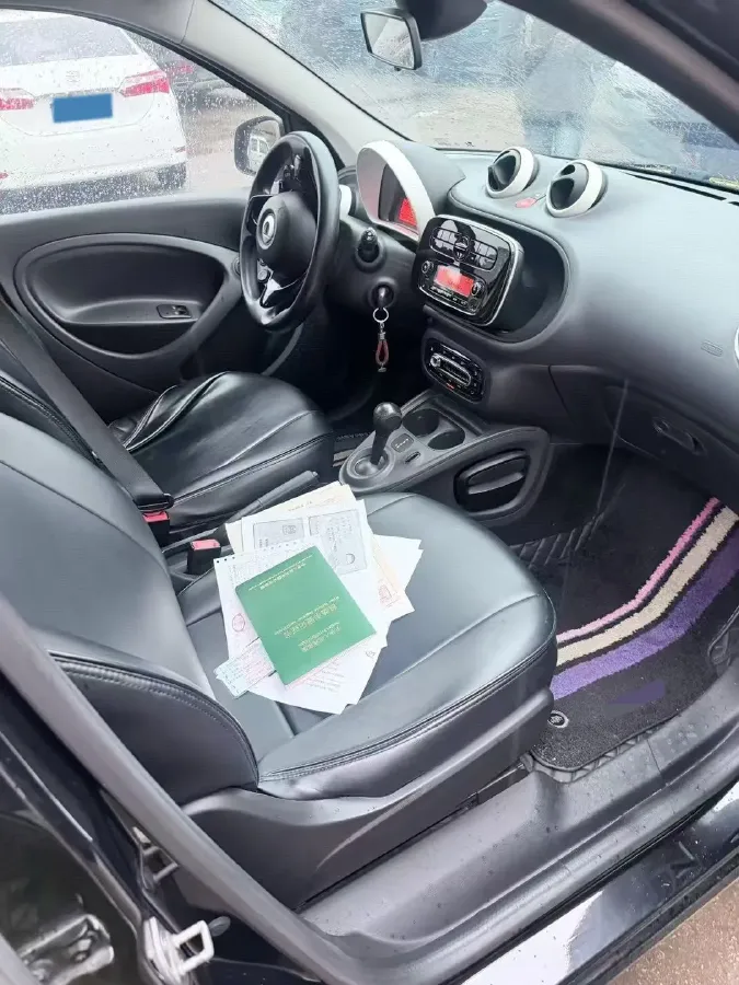 2016 Smart smart forfour 1.0L 71HP L3 6DCT,autocango,china used car exporter,china ev exporter,chinese used car exporter,chinese used ev exporter