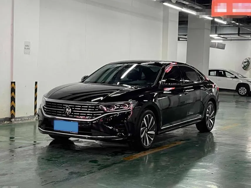 2023 Volkswagen Passat 2.0T 186HP L4 7DCT,autocango,china used car exporter,china ev exporter,chinese used car exporter,chinese used ev exporter