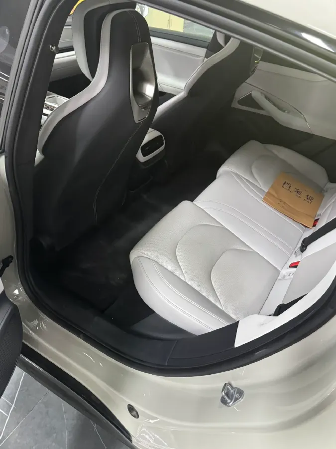 2024 MI SU7 BEV 101KWH,autocango,china used car exporter,china ev exporter,chinese used car exporter,chinese used ev exporter