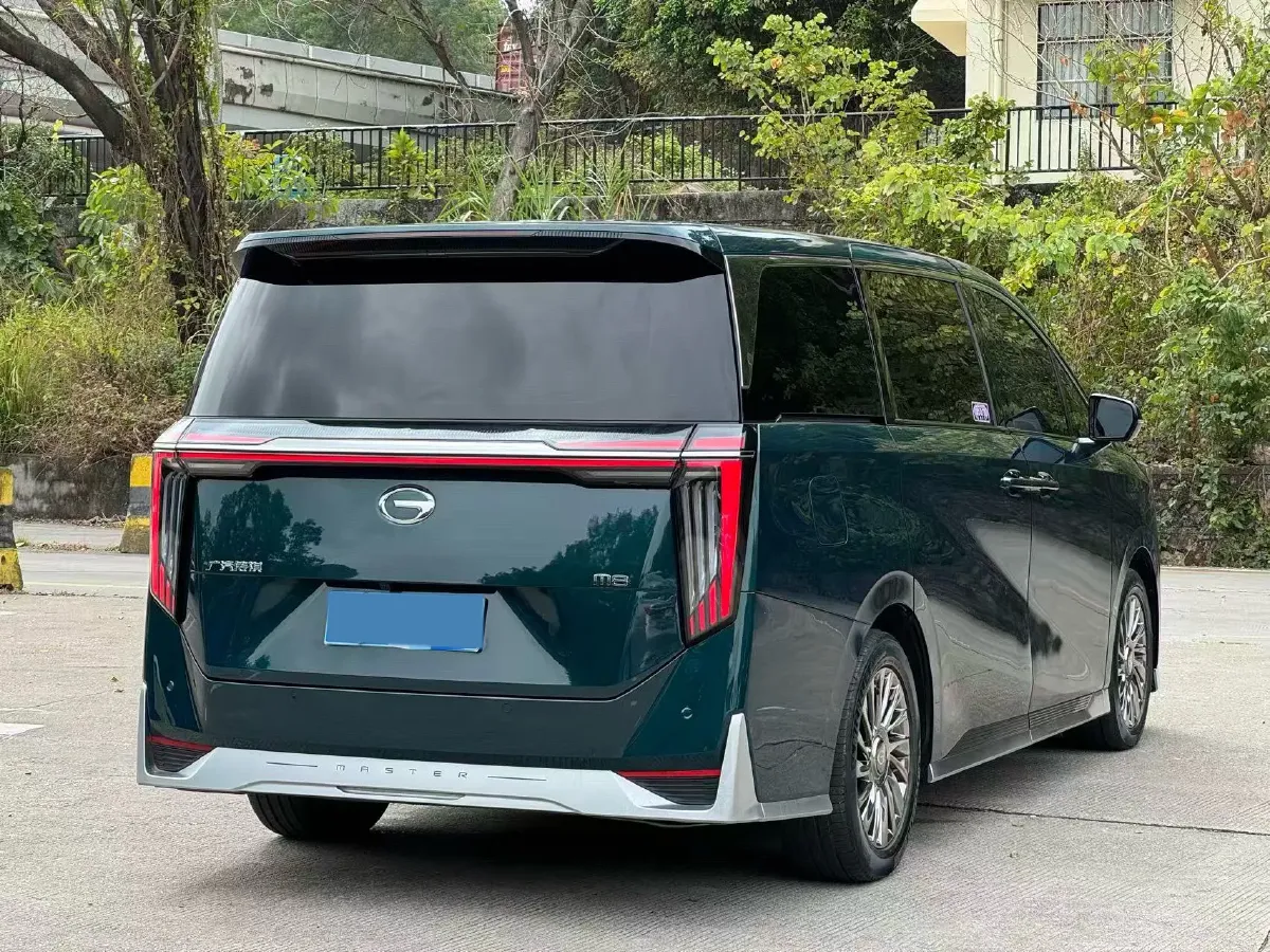 2023 GAC Trumpchi M8 2.0T 252HP L4 8AT,autocango,china used car exporter,china ev exporter,chinese used car exporter,chinese used ev exporter