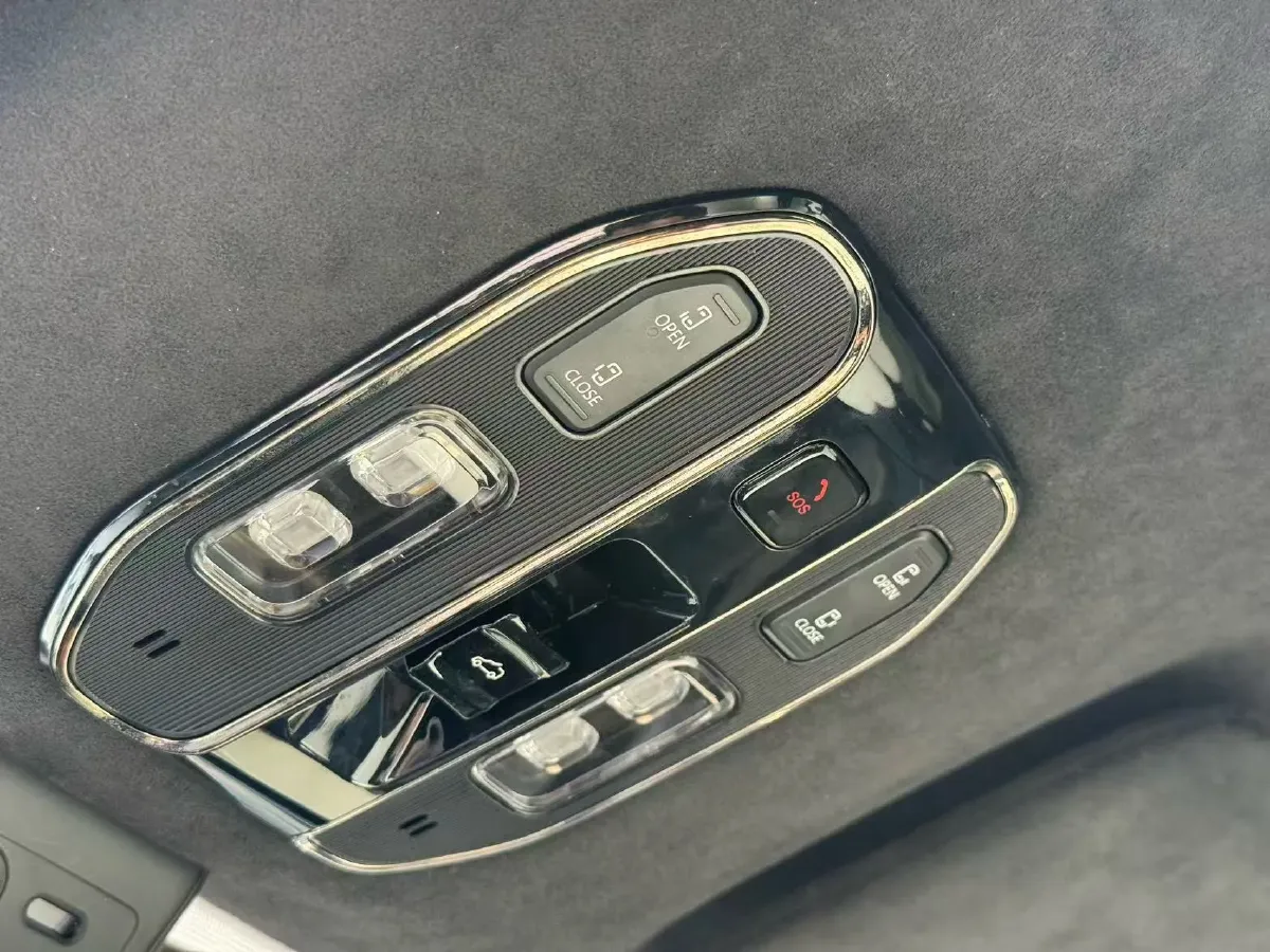 2023 GAC Trumpchi M8 2.0T 252HP L4 8AT,autocango,china used car exporter,china ev exporter,chinese used car exporter,chinese used ev exporter