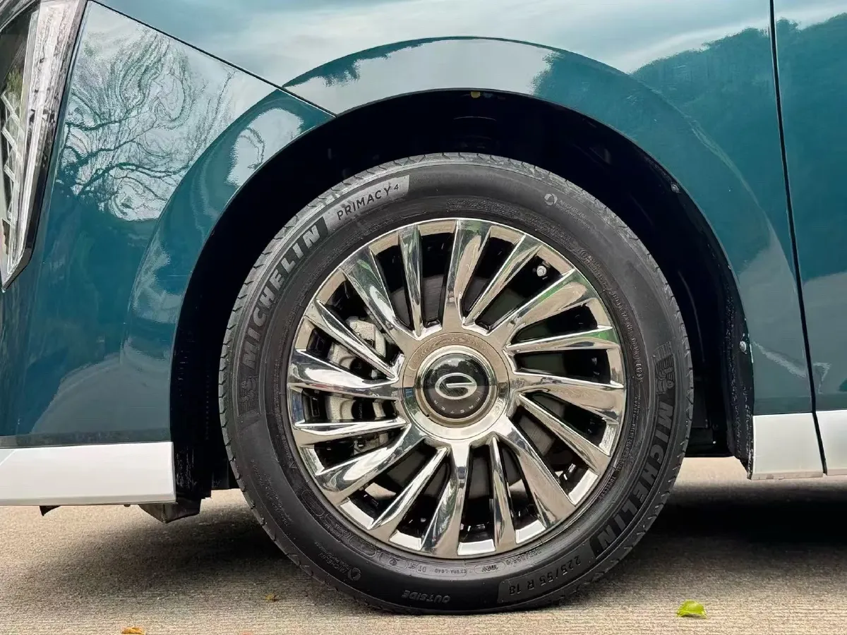 2023 GAC Trumpchi M8 2.0T 252HP L4 8AT,autocango,china used car exporter,china ev exporter,chinese used car exporter,chinese used ev exporter