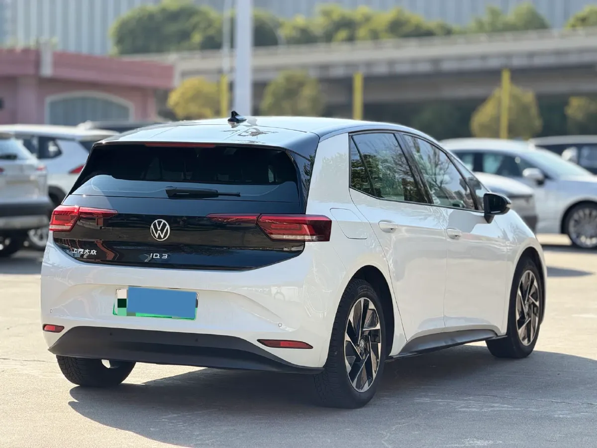 2024 Volkswagen ID.3 BEV 52.8KWH,autocango,china used car exporter,china ev exporter,chinese used car exporter,chinese used ev exporter