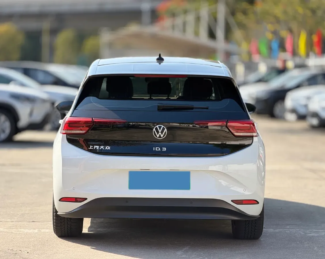 2024 Volkswagen ID.3 BEV 52.8KWH,autocango,china used car exporter,china ev exporter,chinese used car exporter,chinese used ev exporter