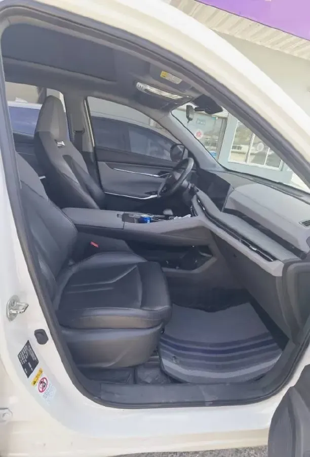 2022 ChangAn CS75 Plus 2.0T 233HP L4 8AT,autocango,china used car exporter,china ev exporter,chinese used car exporter,chinese used ev exporter