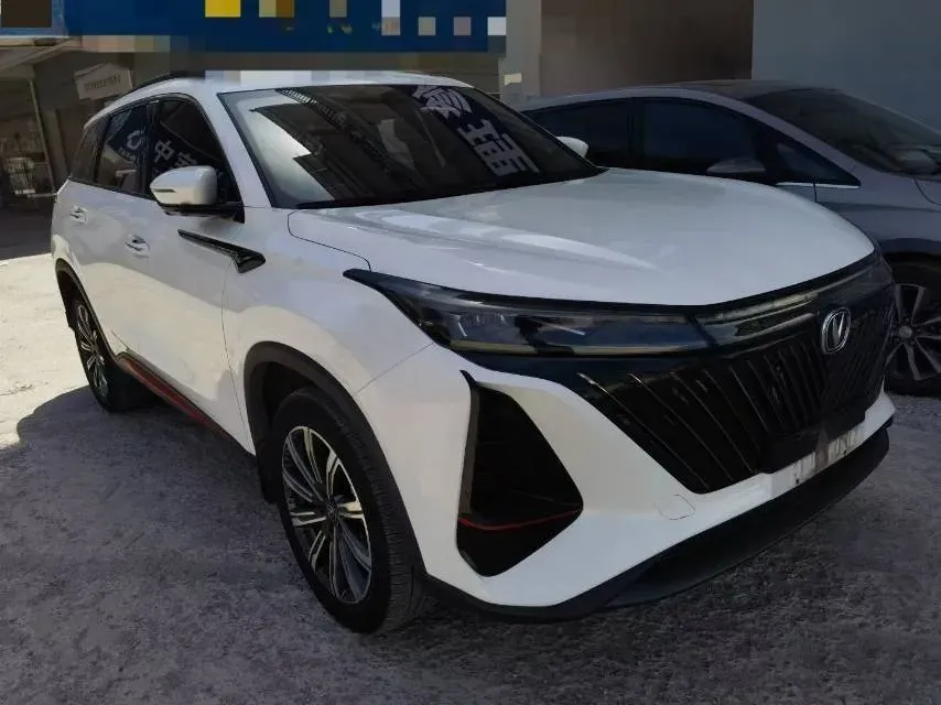 2022 ChangAn CS75 Plus 2.0T 233HP L4 8AT,autocango,china used car exporter,china ev exporter,chinese used car exporter,chinese used ev exporter