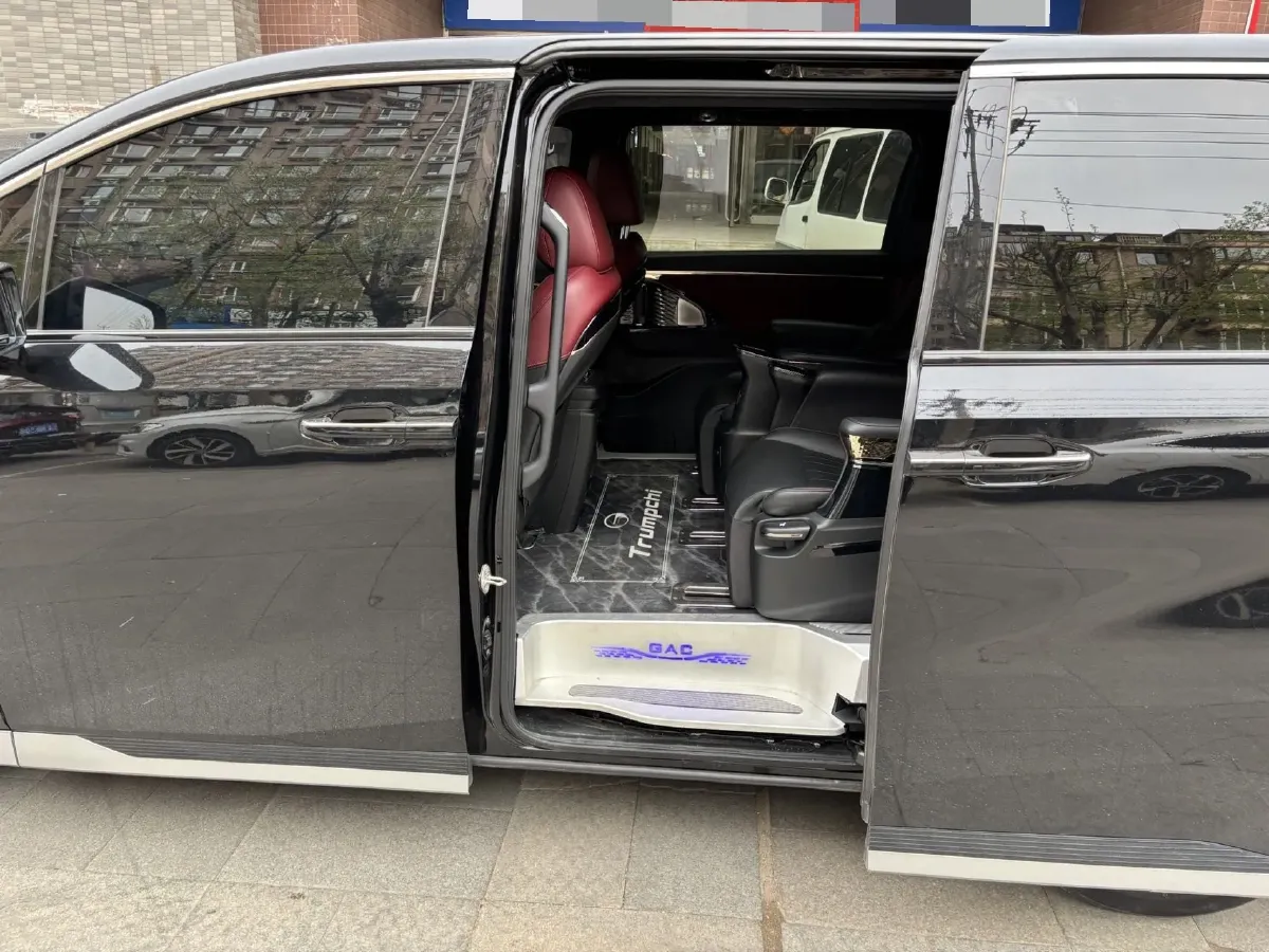 2023 GAC Trumpchi M8 2.0T 252HP L4 8AT,autocango,china used car exporter,china ev exporter,chinese used car exporter,chinese used ev exporter