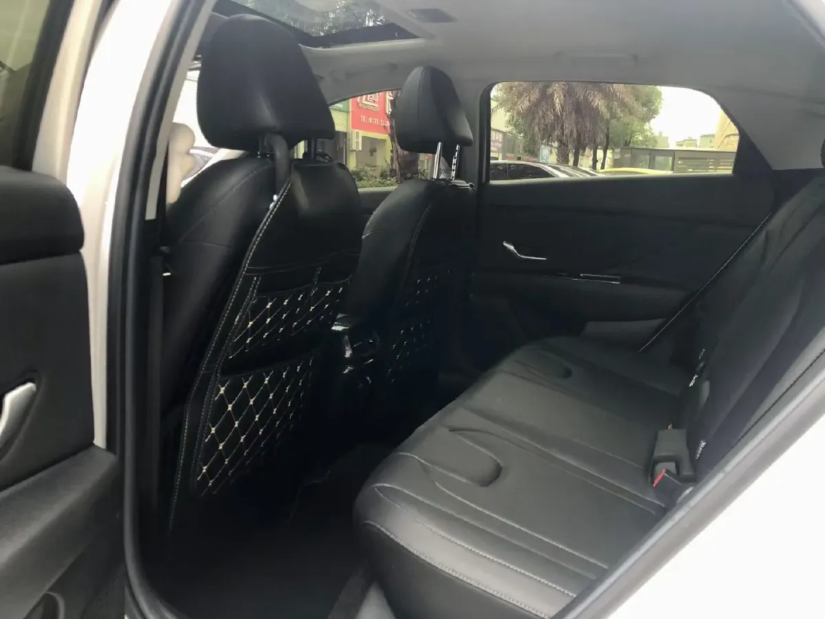 2021 Hyundai Elantra 1.5L 115HP L4 CVT,autocango,china used car exporter,china ev exporter,chinese used car exporter,chinese used ev exporter