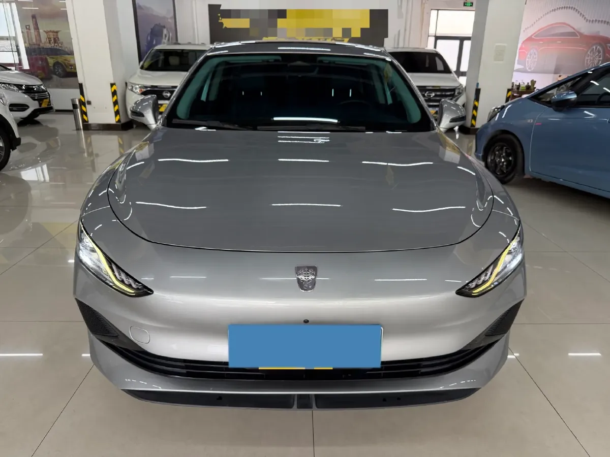 2023 Roewe D7 1.5L 112HP L4 1DHT PHEV 21.4KWH,autocango,china used car exporter,china ev exporter,chinese used car exporter,chinese used ev exporter