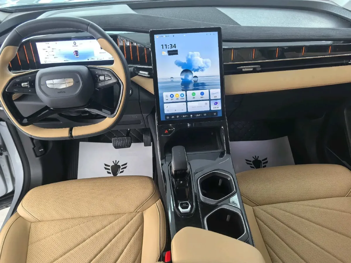 2023 Geely StarRay 1.5T 181HP L4 7DCT,autocango,china used car exporter,china ev exporter,chinese used car exporter,chinese used ev exporter