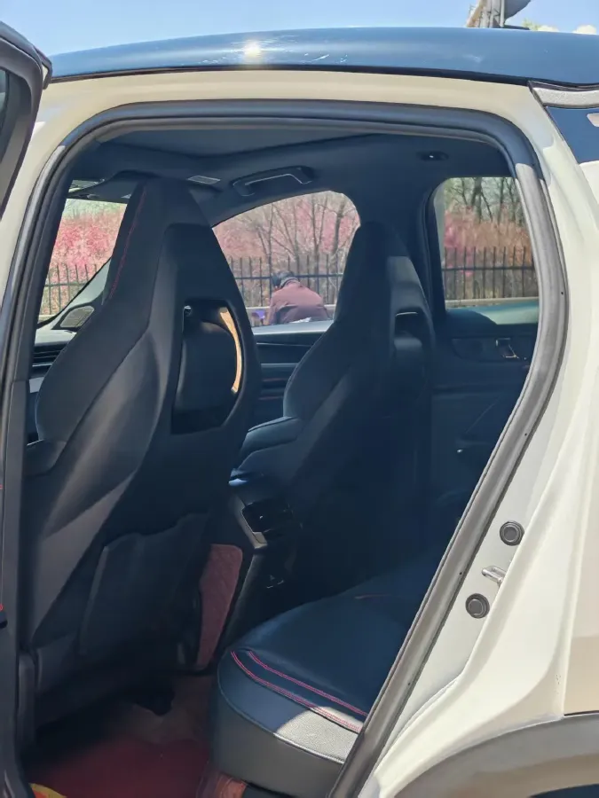 2022 LYNK&CO 05 2.0T 254HP L4 8AT,autocango,china used car exporter,china ev exporter,chinese used car exporter,chinese used ev exporter