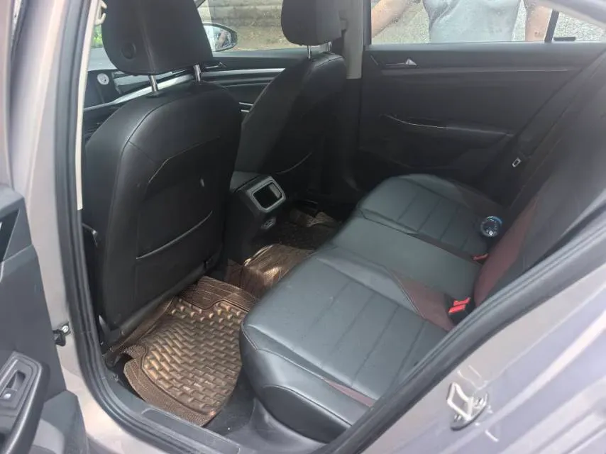 2019 Bestune T77 1.2T 143HP L4 7DCT,autocango,china used car exporter,china ev exporter,chinese used car exporter,chinese used ev exporter