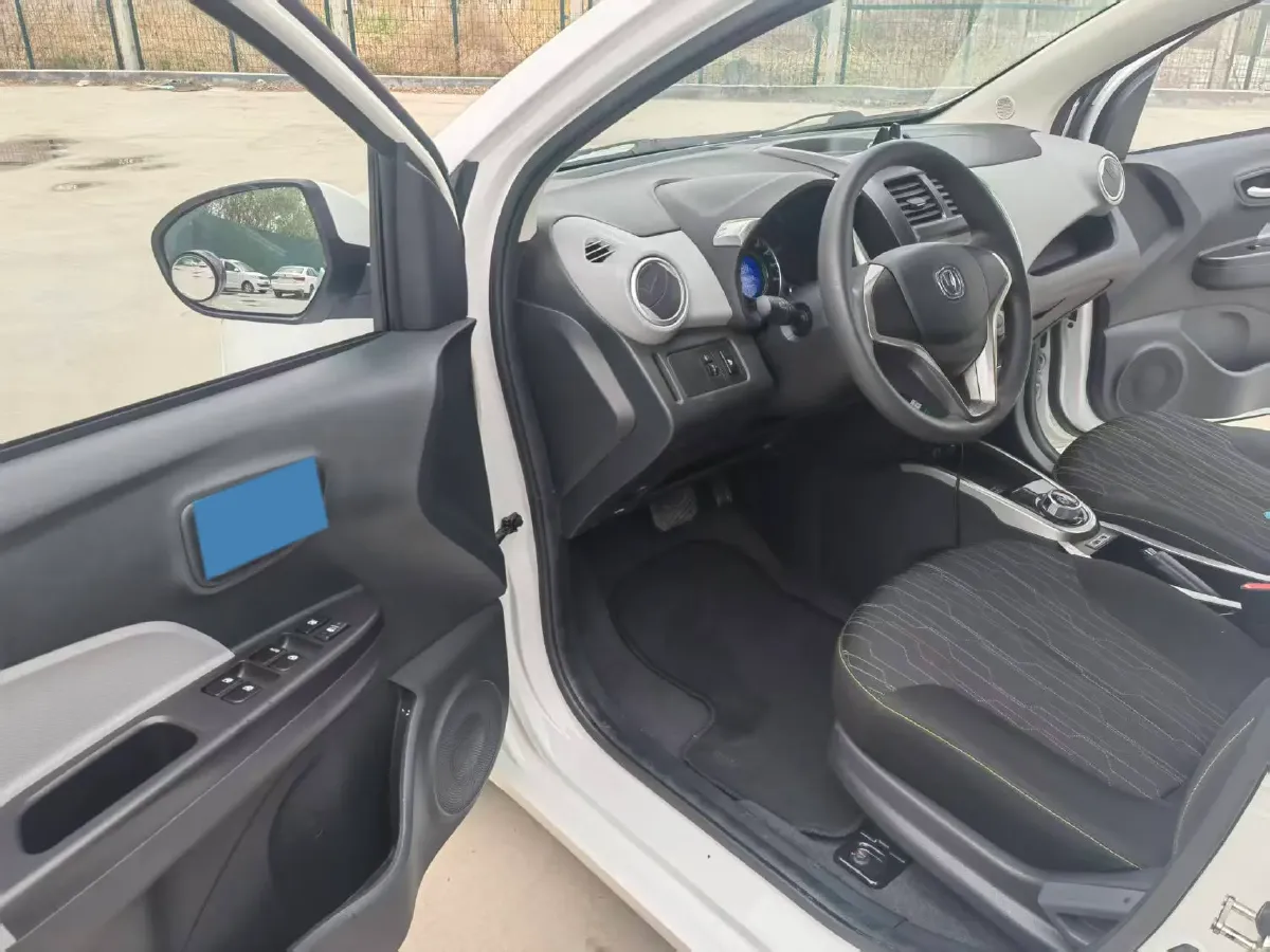 2022 ChangAn BenBen E-Star BEV 32.2KWH,autocango,china used car exporter,china ev exporter,chinese used car exporter,chinese used ev exporter