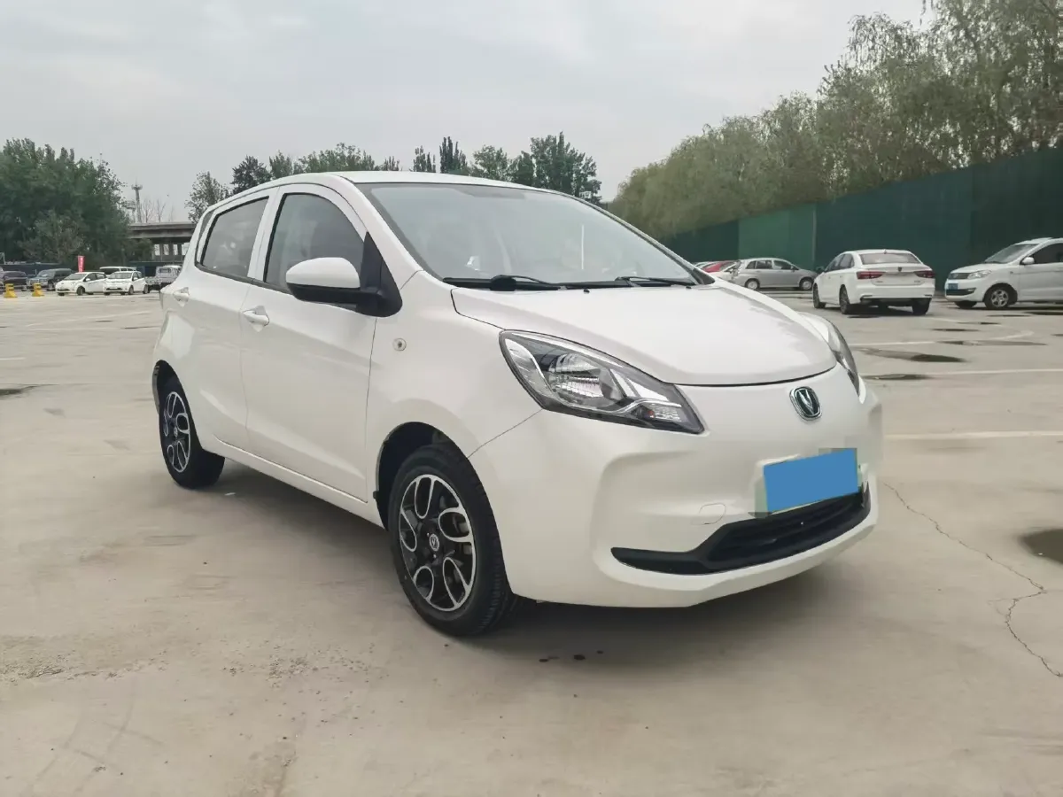 2022 ChangAn BenBen E-Star BEV 32.2KWH,autocango,china used car exporter,china ev exporter,chinese used car exporter,chinese used ev exporter