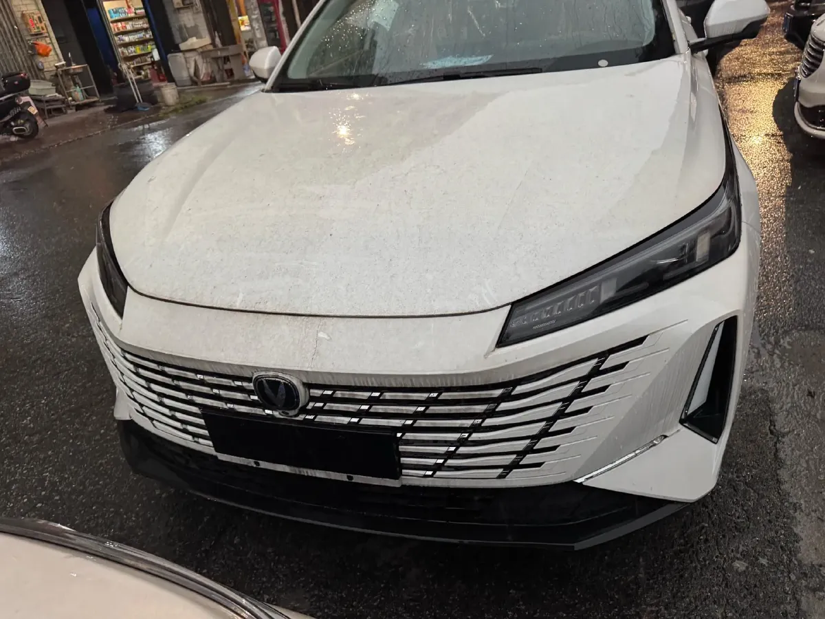 2025 ChangAn Eado 1.5T 192HP L4 7DCT,autocango,china used car exporter,china ev exporter,chinese used car exporter,chinese used ev exporter