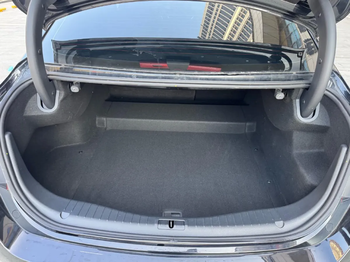 2020 HongQi H5 1.8T 197HP L4 6AT,autocango,china used car exporter,china ev exporter,chinese used car exporter,chinese used ev exporter