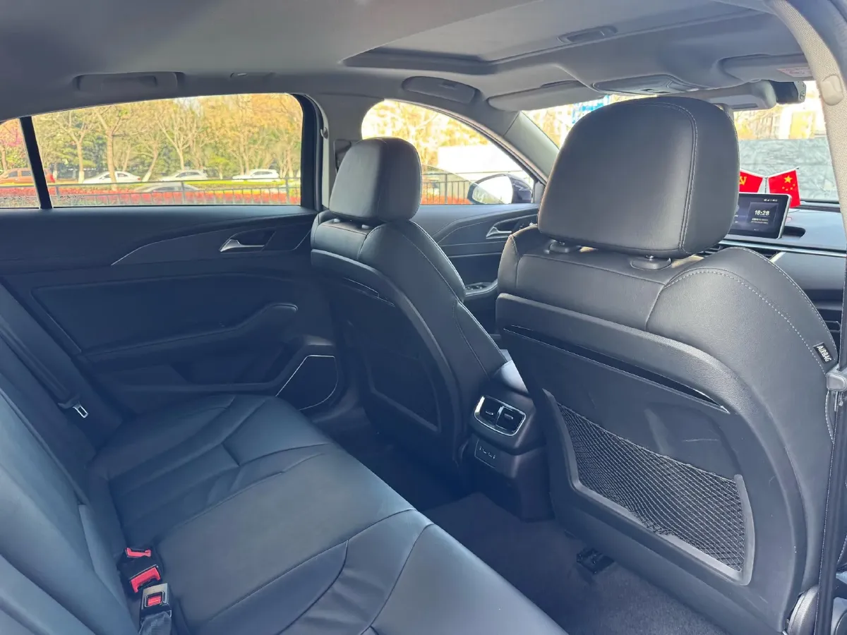 2020 HongQi H5 1.8T 197HP L4 6AT,autocango,china used car exporter,china ev exporter,chinese used car exporter,chinese used ev exporter