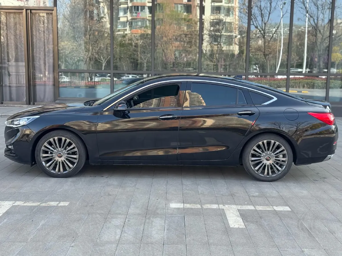 2020 HongQi H5 1.8T 197HP L4 6AT,autocango,china used car exporter,china ev exporter,chinese used car exporter,chinese used ev exporter