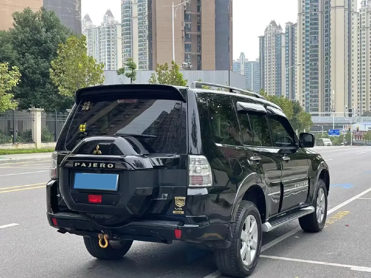 2018 Mitsubishi Pajero 3.0L 174HP V6 5AT,autocango,china used car exporter,china ev exporter,chinese used car exporter,chinese used ev exporter