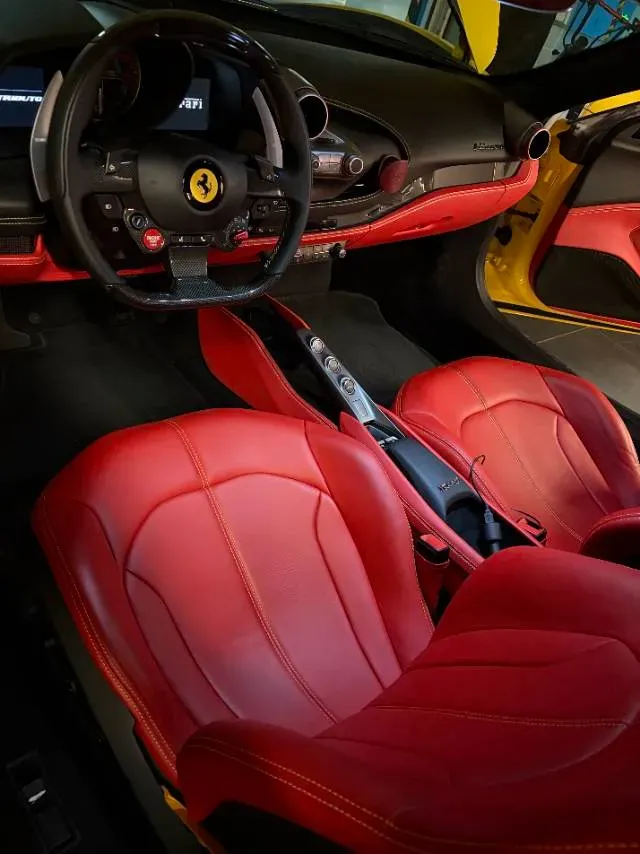 2019 Aston Martin DB11 5.2T 639HP V12 8AT,autocango,china used car exporter,china ev exporter,chinese used car exporter,chinese used ev exporter