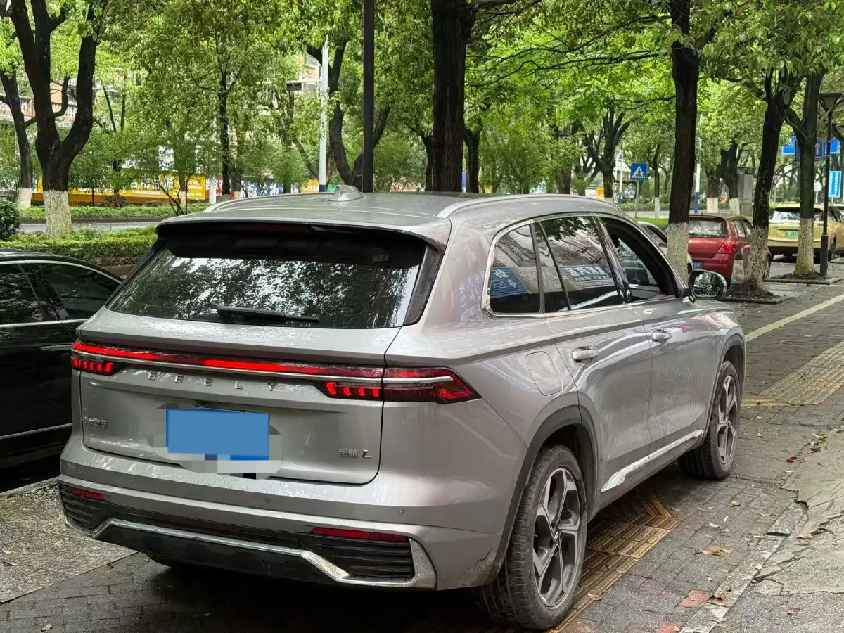 2021 Geely Monjaro 2.0T 218HP L4 7DCT,autocango,china used car exporter,china ev exporter,chinese used car exporter,chinese used ev exporter