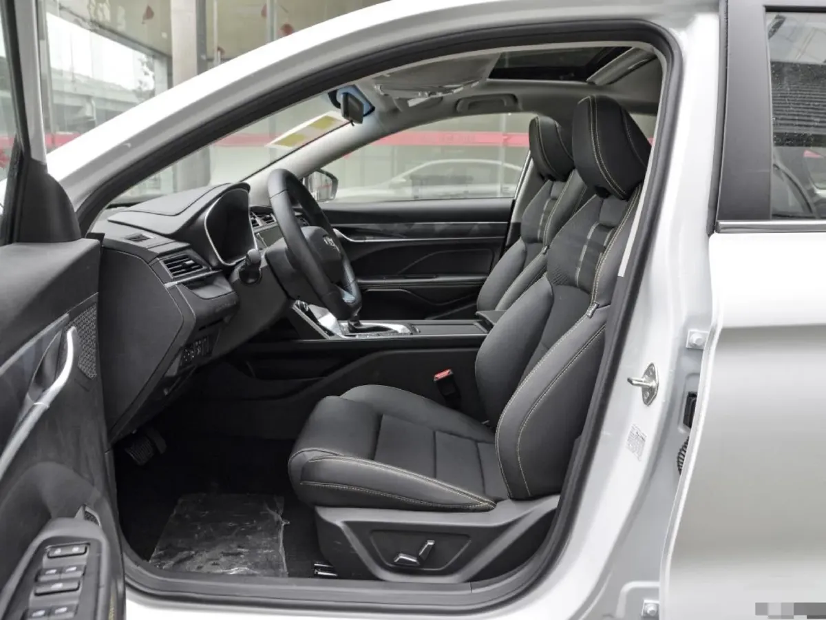 2021 Geely Binray 1.4T 141HP L4 CVT,autocango,china used car exporter,china ev exporter,chinese used car exporter,chinese used ev exporter