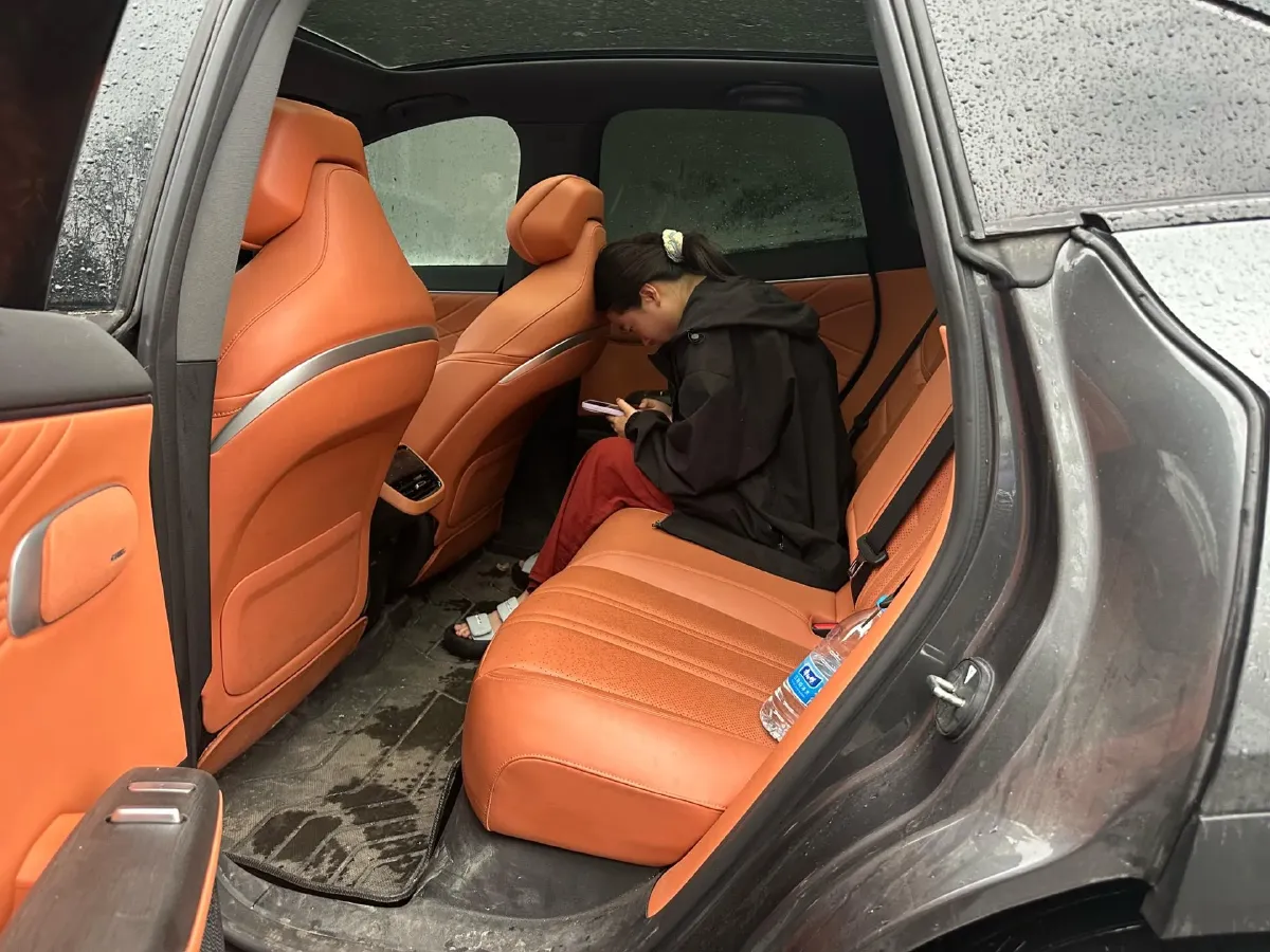 2024 Deepal S07 1.5L 95HP L4 REEV 31.73KWH,autocango,china used car exporter,china ev exporter,chinese used car exporter,chinese used ev exporter