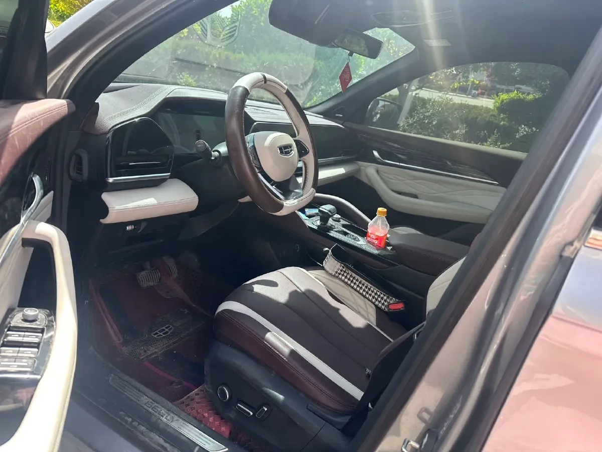 2021 Geely Monjaro 2.0T 238HP L4 8AT,autocango,china used car exporter,china ev exporter,chinese used car exporter,chinese used ev exporter