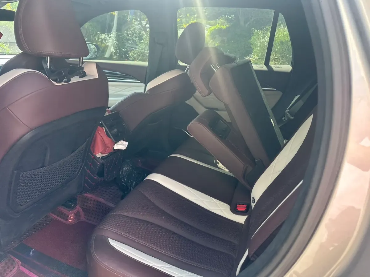 2021 Geely Monjaro 2.0T 238HP L4 8AT,autocango,china used car exporter,china ev exporter,chinese used car exporter,chinese used ev exporter