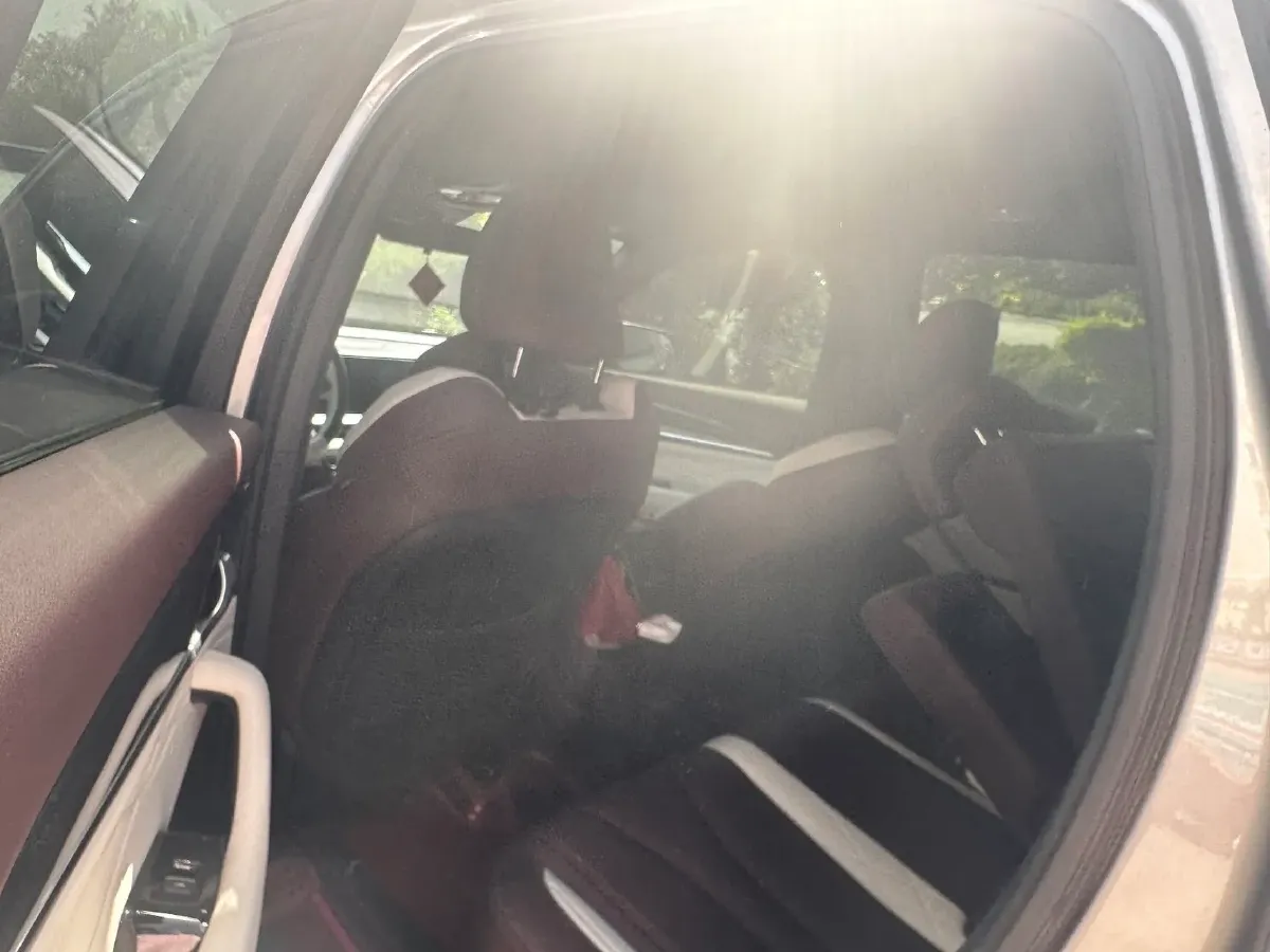 2021 Geely Monjaro 2.0T 238HP L4 8AT,autocango,china used car exporter,china ev exporter,chinese used car exporter,chinese used ev exporter