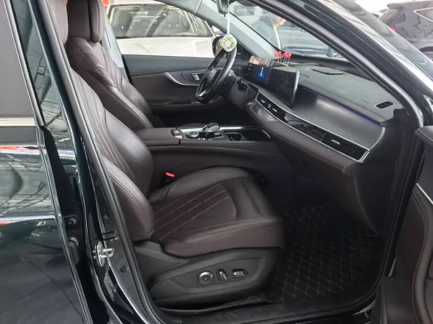 2022 Chery Tiggo 8 PRO 1.6T 197HP L4 7DCT,autocango,china used car exporter,china ev exporter,chinese used car exporter,chinese used ev exporter