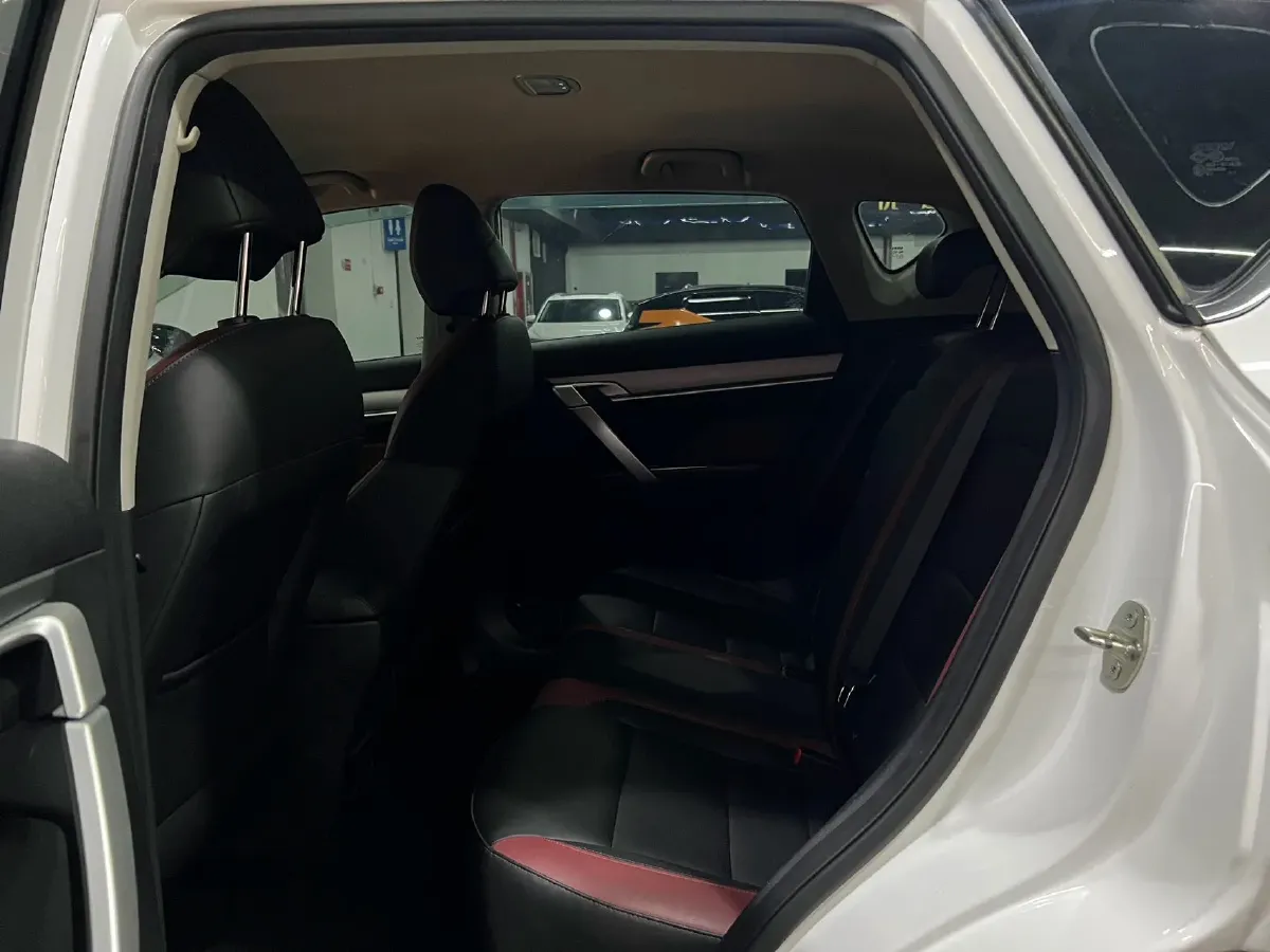 2021 Geely Coolray 1.4T 141HP L4 6MT,autocango,china used car exporter,china ev exporter,chinese used car exporter,chinese used ev exporter